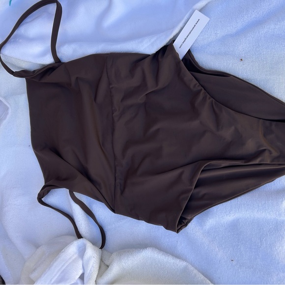 ANEMOS SQUARE NECK OPEN BACK ONE-PIECE - Moka- L - Picture 6 of 7